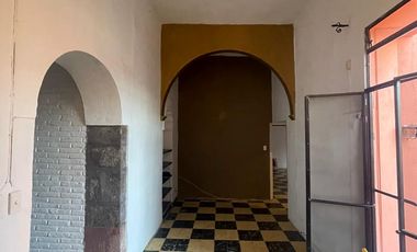 Departamento en renta a media cuadra del jardín principal