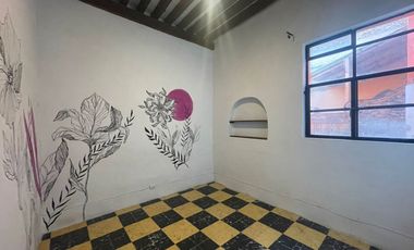 Departamento en renta a media cuadra del jardín principal