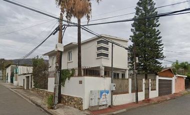 Casa en Venta en Calle Ensenada, Colinas del Cuchuma, Tecate, B.C.