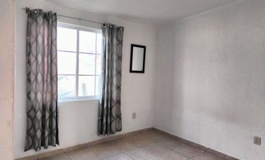 RENTA CASA MONTE BLANCO POR ZONA SUR
