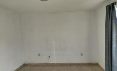 RENTA CASA MONTE BLANCO POR ZONA SUR