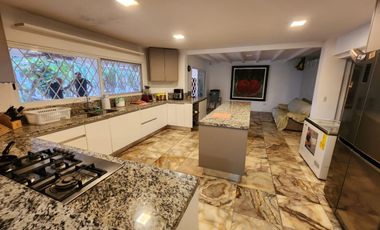 Via la Costa, Venta de hermosa Casa de Hacienda con Piscina