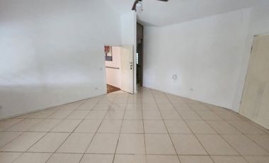 Via la Costa, Venta de hermosa Casa de Hacienda con Piscina