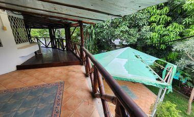 Via la Costa, Venta de hermosa Casa de Hacienda con Piscina