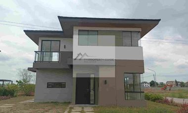 3 Bedroom House for Sale in Mining, Angeles Clark Pampanga near Centrala