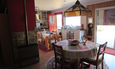 Se arrienda casa, 3 dormitorios, 3 baños, en Concón.