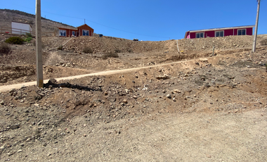 Venta de Parcela, cajón del Romero al interior de condominio