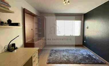 VENTA DE HERMOSO DUPLEX EN MONTERRICO CHICO, SURCO