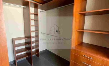 VENTA DE HERMOSO DUPLEX EN MONTERRICO CHICO, SURCO