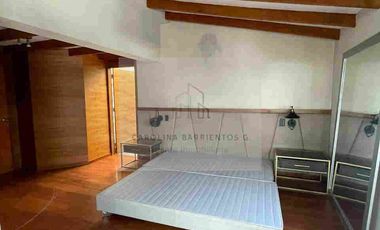 VENTA DE HERMOSO DUPLEX EN MONTERRICO CHICO, SURCO