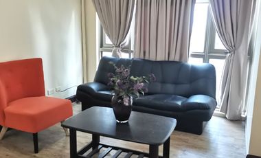 Forbeswood Parklane, BGC – 41 sqm 1 Bedroom Condo Unit with Parking For Sale