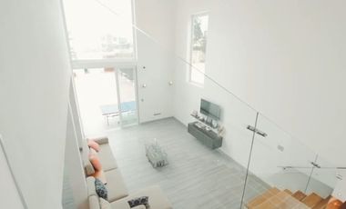 Hermosa Casa con Vista al Mar en Playa Pacoa