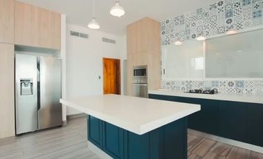 Hermosa Casa con Vista al Mar en Playa Pacoa