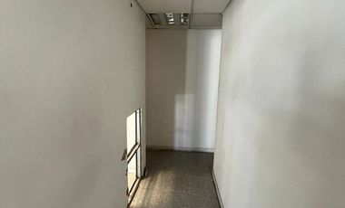 LOCAL COMERCIAL EN ESQUINA SOBRE AVE PRINCIPAL Y EXCELENTE SECTOR