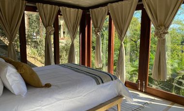 CASA EN VENTA EN SAYULITA.