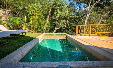 CASA EN VENTA EN SAYULITA.