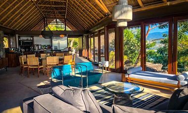 CASA EN VENTA EN SAYULITA.