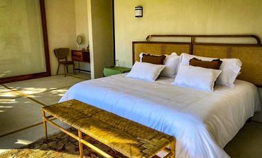 CASA EN VENTA EN SAYULITA.