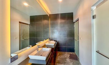 Luxury house for sale, Pool Villa, Phahonyothin 56, Sai Mai, Bangkok.