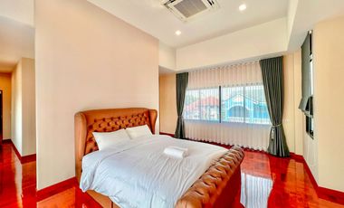 Luxury house for sale, Pool Villa, Phahonyothin 56, Sai Mai, Bangkok.