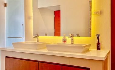 Luxury house for sale, Pool Villa, Phahonyothin 56, Sai Mai, Bangkok.