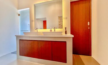 Luxury house for sale, Pool Villa, Phahonyothin 56, Sai Mai, Bangkok.