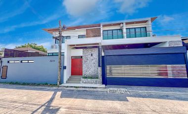 Luxury house for sale, Pool Villa, Phahonyothin 56, Sai Mai, Bangkok.