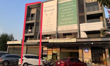 For rent, 3.5-story commercial building, Soi Wat Som Kliang/38-CB-66071