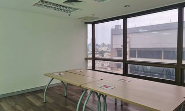 Special Price Office space at Phaholyothin Place for sale and rent