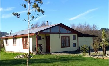 Casa en Parcela ubicada a 3 km de Lanco excelente conectividad a orillas de la Ruta 5 Sur