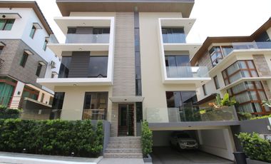 Spacious Single Detached for sale with 5 Bedrooms and 4 Car Carport inside Mckinley Hill Village
