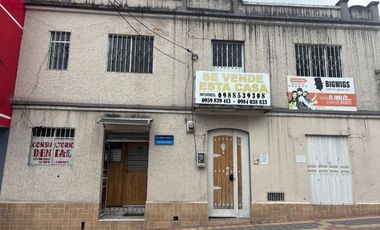 Casa de venta en Otavalo, a 3 cuadras del parque Bolivar