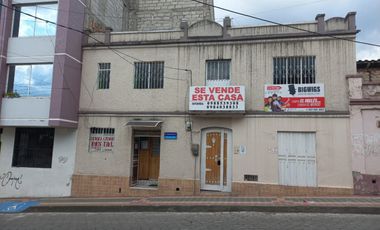 Casa en venta en Otavalo - Agua