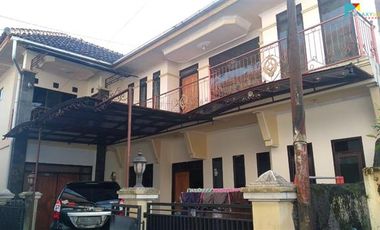 Strategic cheap house in the center of Sumedang city