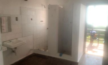 Gran terreno y casa Frente A Playa Chica