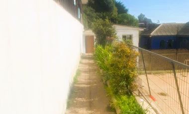 Gran terreno y casa Frente A Playa Chica