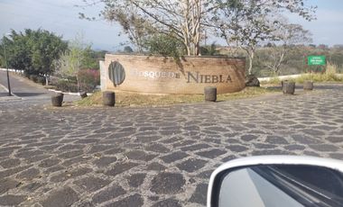 RESINDECIA DE LUJO EN FRACCIONAMIENTO BOSQUE DE NIEBLA, XALAPA
