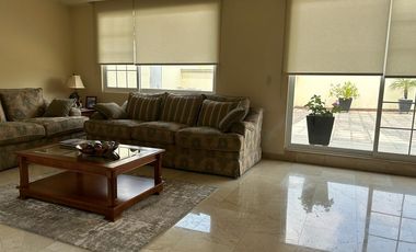 SATELITE , COMO NUEVA CASA EN VENTA