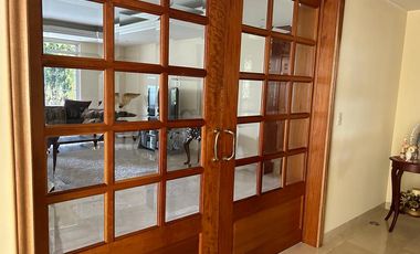 SATELITE , COMO NUEVA CASA EN VENTA