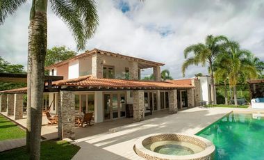 VILLA FAMILIAR LA HACIENDA MODERNIDAD EN TODA LA PROPIEDAD PRECIO PUBLICO POR NOCHE.