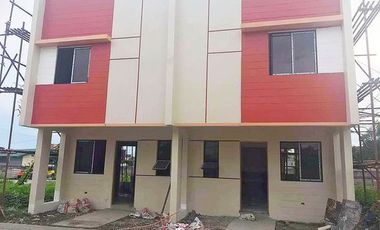 2 Bedroom Townhouse, Dulalia Homes Lakeville