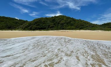 TERRENOS A PIE DE PLAYA CERCA DE HUATULCO