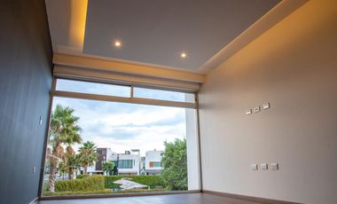 HERMOSA CASA EN RENTA EN PUEBLA BLANCA, LOMAS DE ANGELOPOLIS II