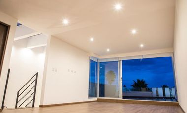 HERMOSA CASA EN RENTA EN PUEBLA BLANCA, LOMAS DE ANGELOPOLIS II