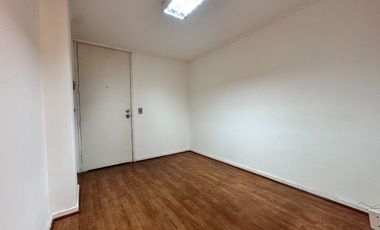 OFICINA DE UN PRIVADO CON ESTACIONAMIENTO SUBTERRANEO