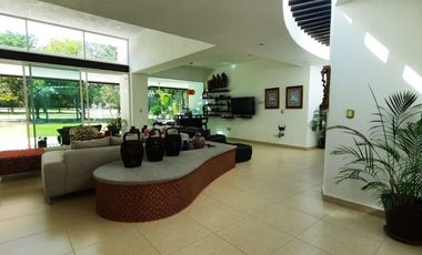 SE VENDE CASA DE UN PISO,CON 4 RECAMARAS Y VISTA AL CAMPO DE GOLF