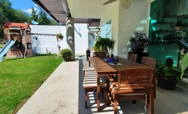 SE VENDE CASA DE UN PISO,CON 4 RECAMARAS Y VISTA AL CAMPO DE GOLF