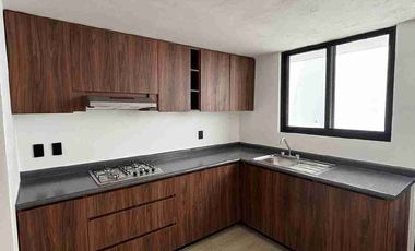 Condominio en venta de sólo 5 casas nuevas en Pedregal de las fuentes.