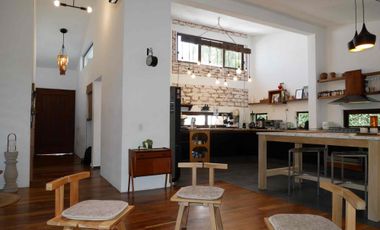 CASA EN VENTA | FRENTE AL CAMPO DE GOLF IXTAPA ZIHUATANEJO