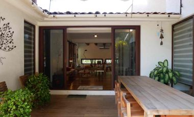 CASA EN VENTA | FRENTE AL CAMPO DE GOLF IXTAPA ZIHUATANEJO